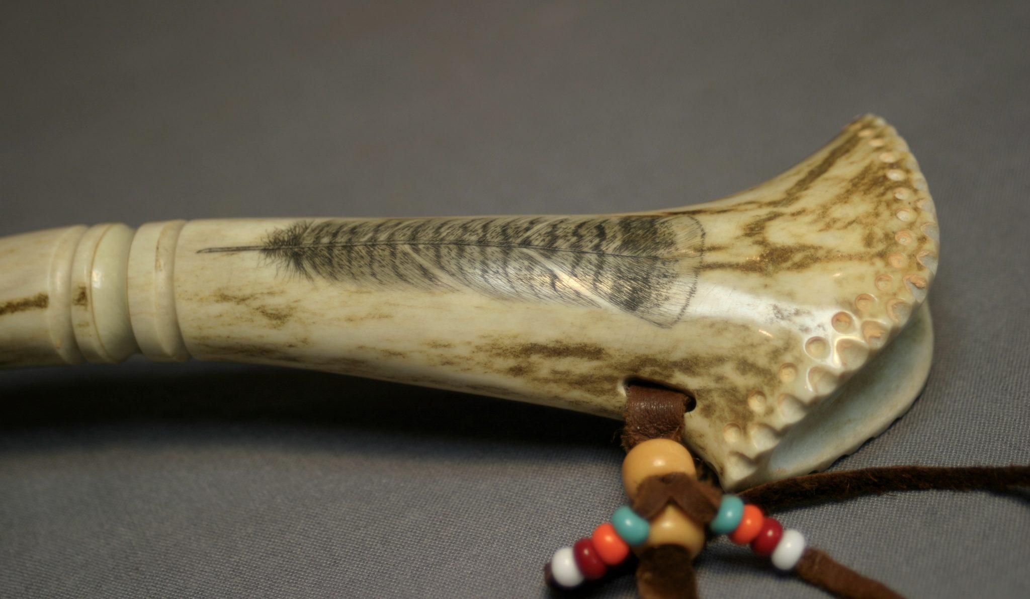 Sonny Bashore Custom Yelper with Skrimshaw Art Feather Turkey Call - Image 7