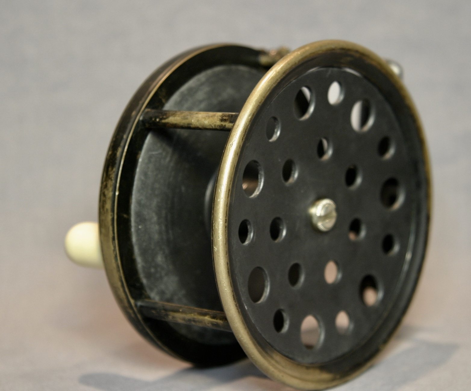 Hardy Bros Brass Faced "Perfect" 4" Fly Fishing Reel - Image 3