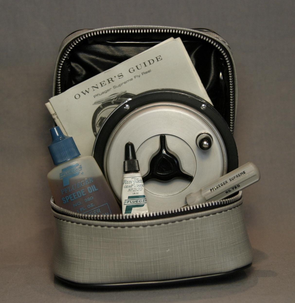 Pflueger Supreme No.578 Fly Fishing Reel W/Case