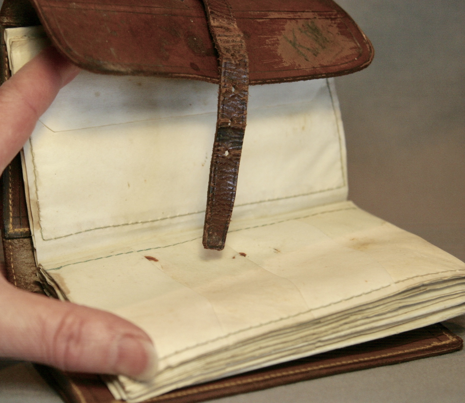 John Enright & Son Fly Wallet - Image 5