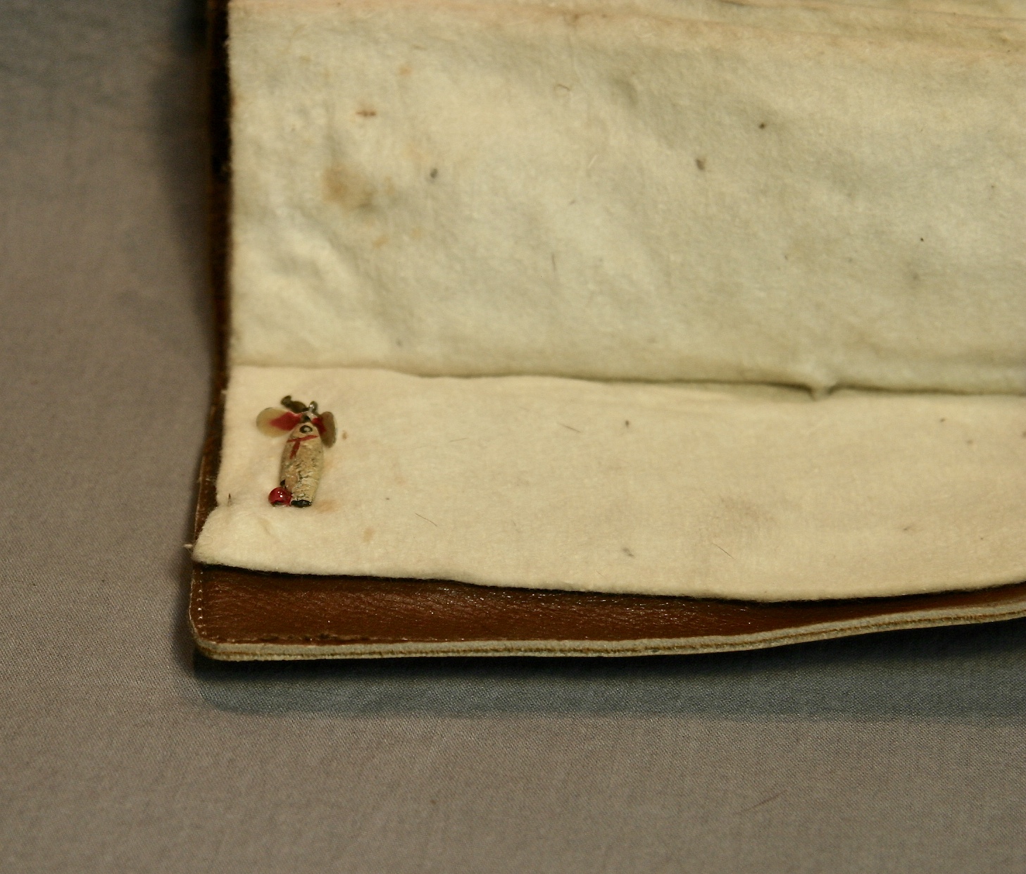 Oregon Saddlemaker Line Flies Fly Wallet - Image 11