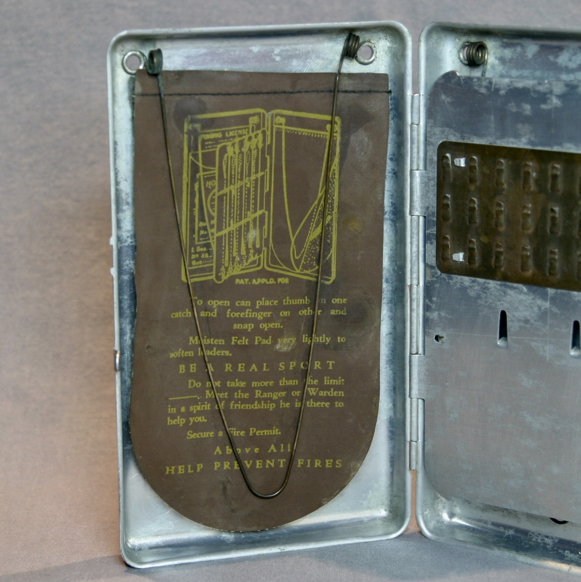 Pruett Novelty Works Fly & Tackle Case Fly Box - Image 3