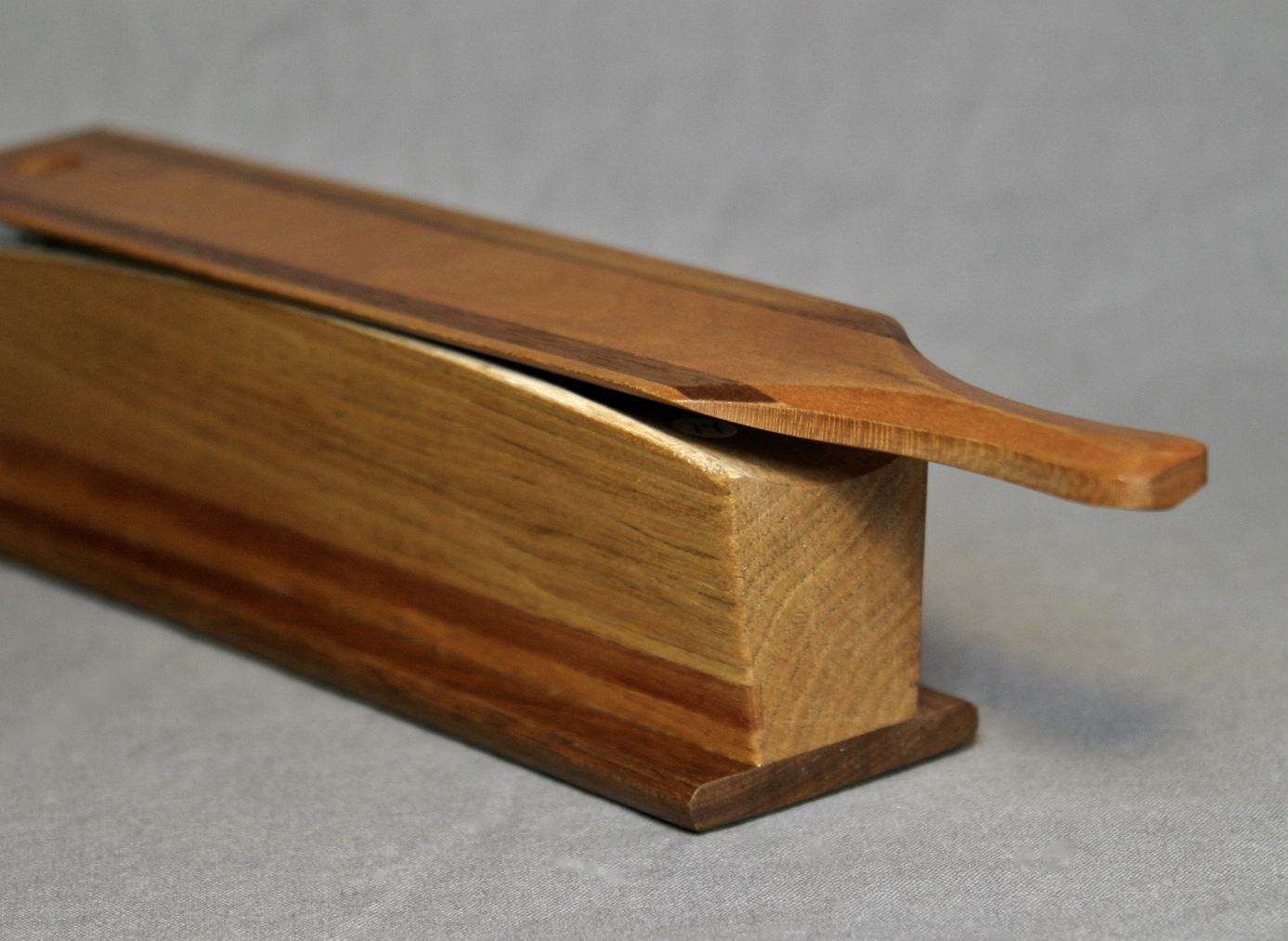 Niles Oesterle Eight Hooter Calls Box Turkey Call - Image 3